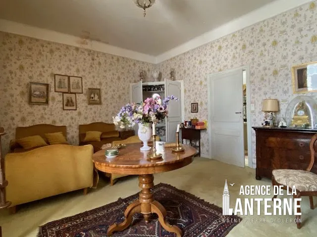 Living Room - Luxury House with Garden in Saint-Pierre-d'Oléron