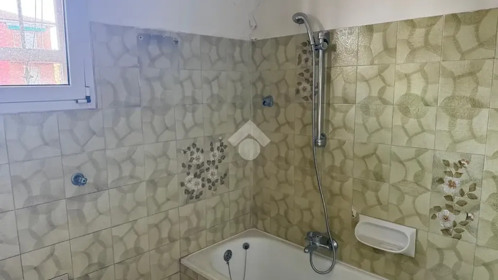 Salles de bain - Bright Bilocale with Balcony in Bologna