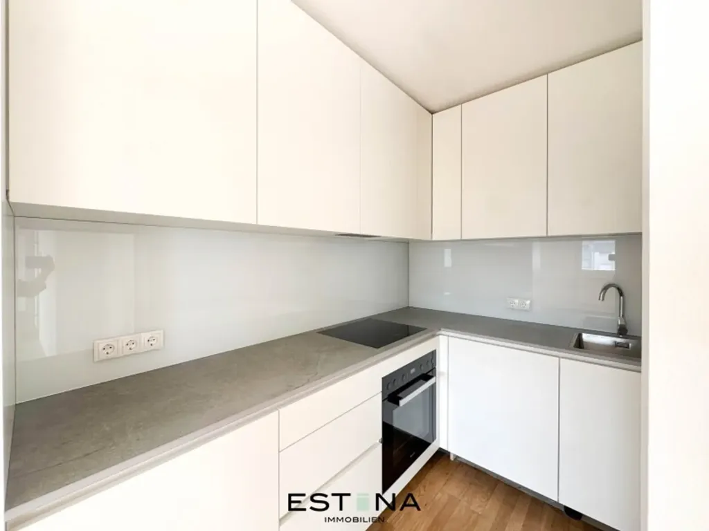 Kitchen - Apartment with Sunny Terrace in Mariahilf