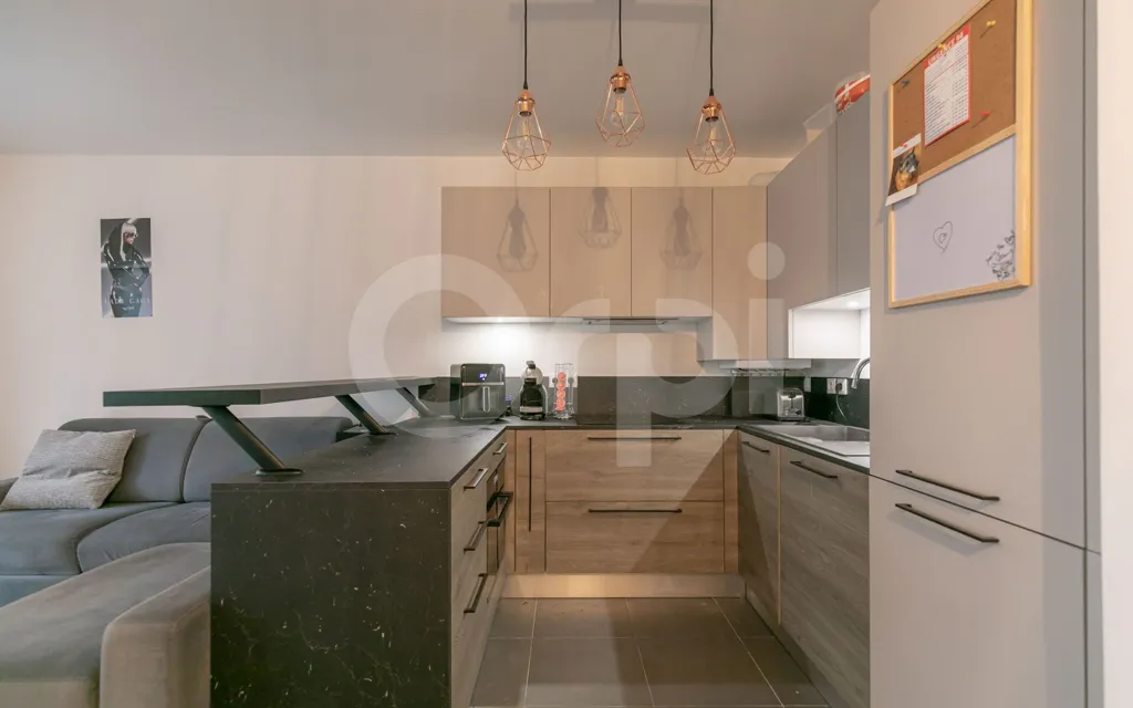 Cuisine - Appartement T2 avec Balcon au Centre de Villecresnes