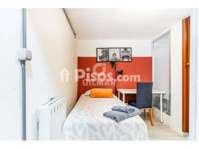 Chambres - Duplex with Patio in Puerta del Ángel, Madrid