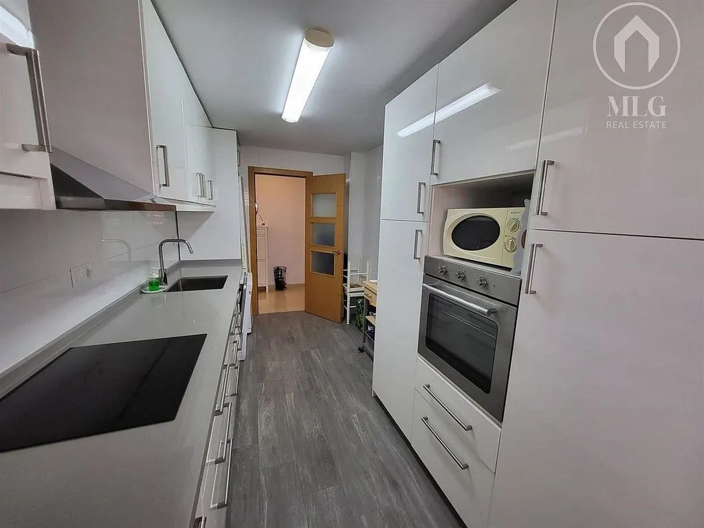 Köök - Furnished Flat with East View in Perchel Sur