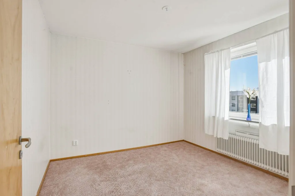 Toad - Apartment with South-Facing Balcony in Västerbotten