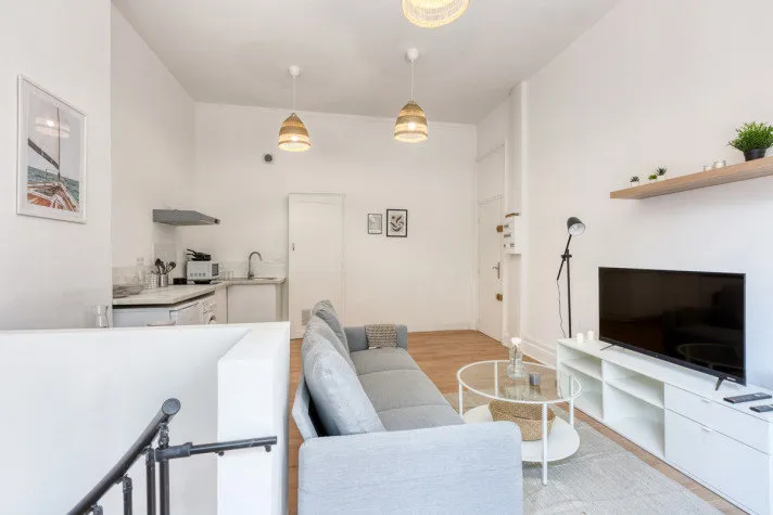 Séjour - Studio Refait à Neuf au Centre de Tourcoing