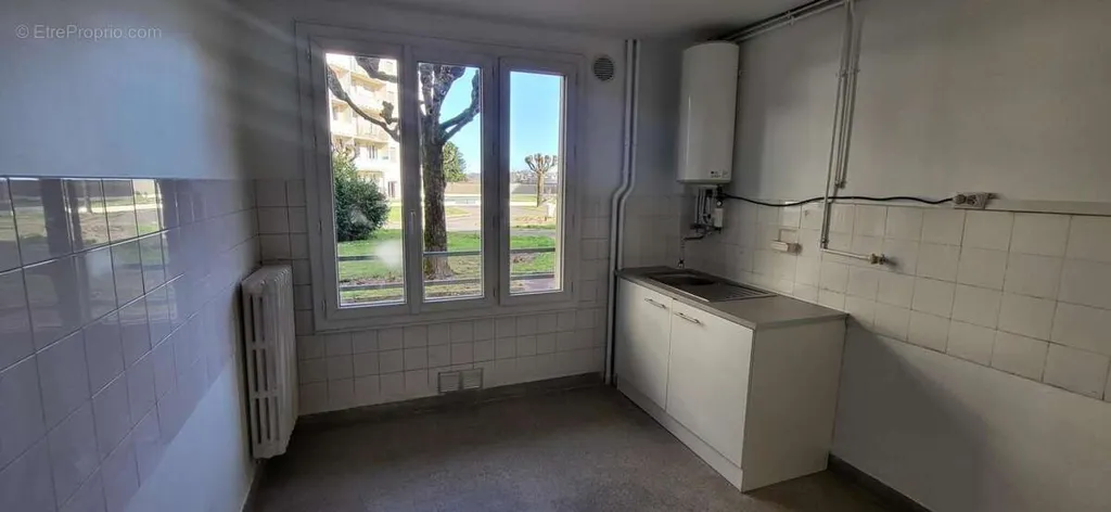 Cuisine - Appartement T3 avec Balcon en Centre-Ville de Limoges