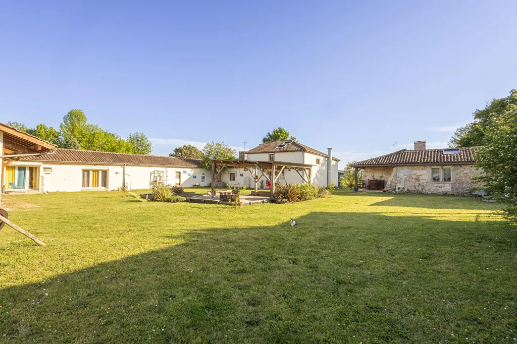 Jardin - Gîte & Chambres d'hôtes en Pleine Nature près de Dax