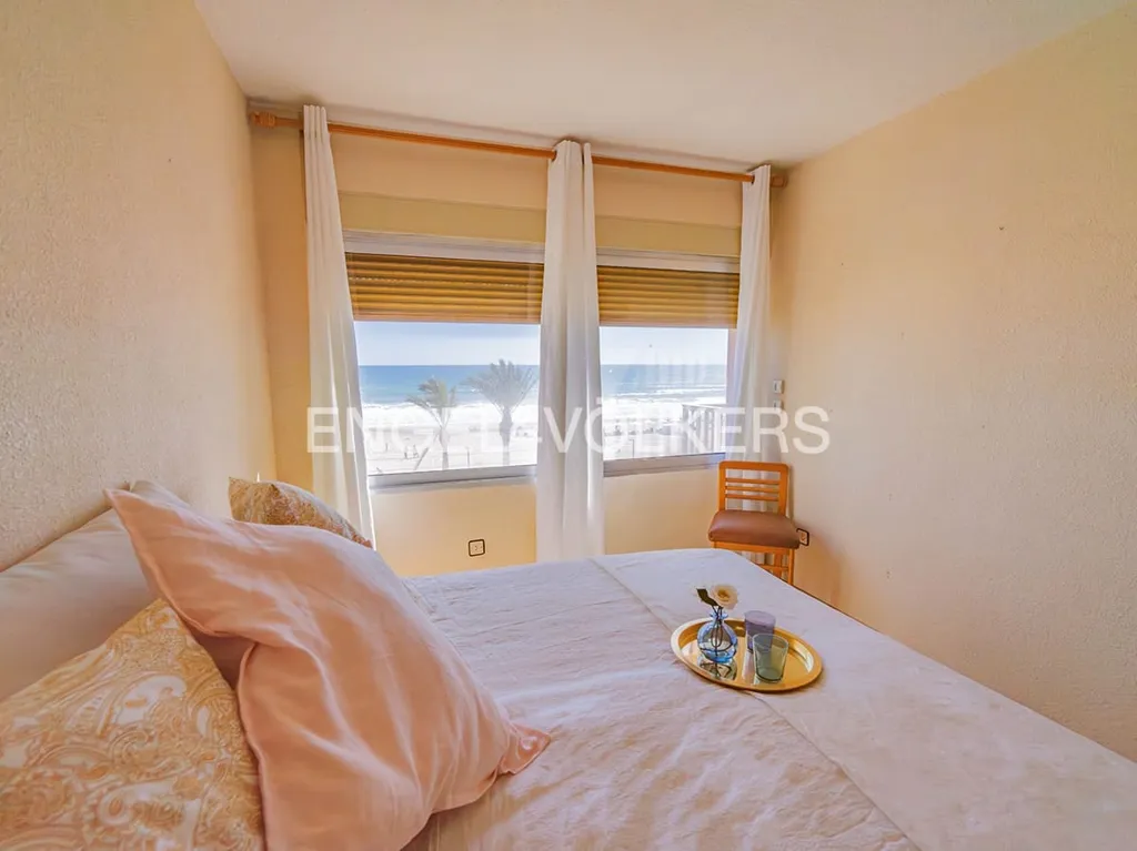 Bedrooms - Beachfront Apartment with Sea View in El Campello