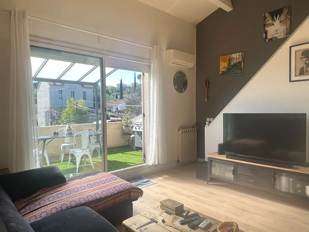 Elutuba - Duplex Apartment with Terrace in Plan de Cuques