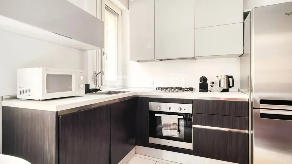 Cuisine - Rusticated Flat with Canal View in Milan