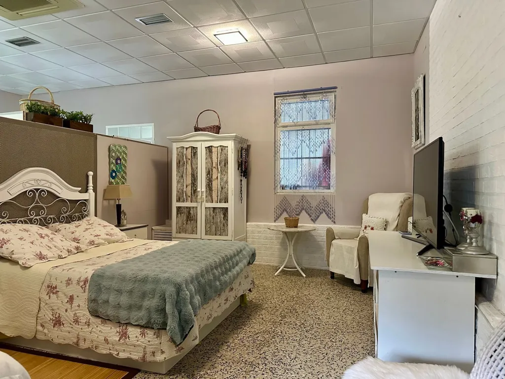 Magamistoad - Chalet with Commercial Space in Arroyo De La Luz