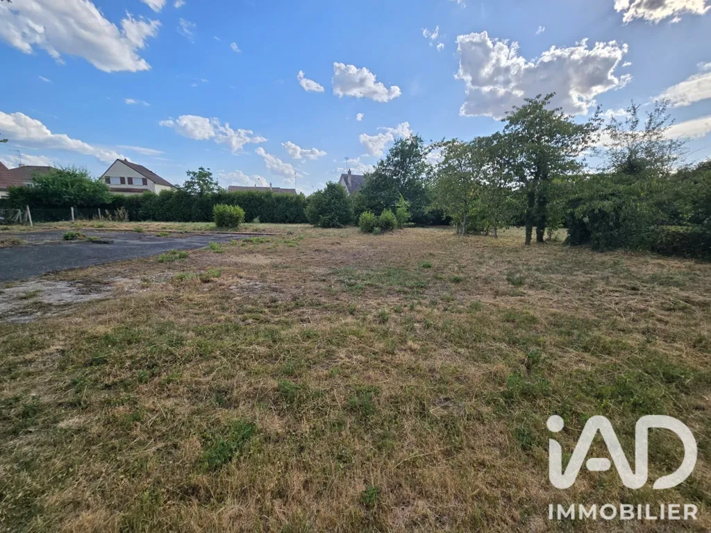 Aed - Divisible Land with Approved Division in Chaingy