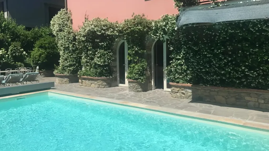pool_area