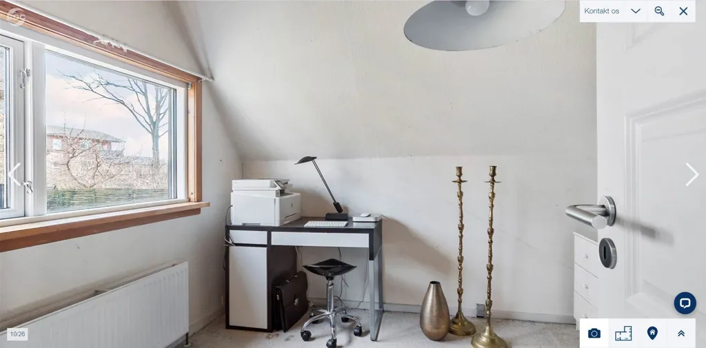 Bureau - Family Villa with Balcony in Dragør