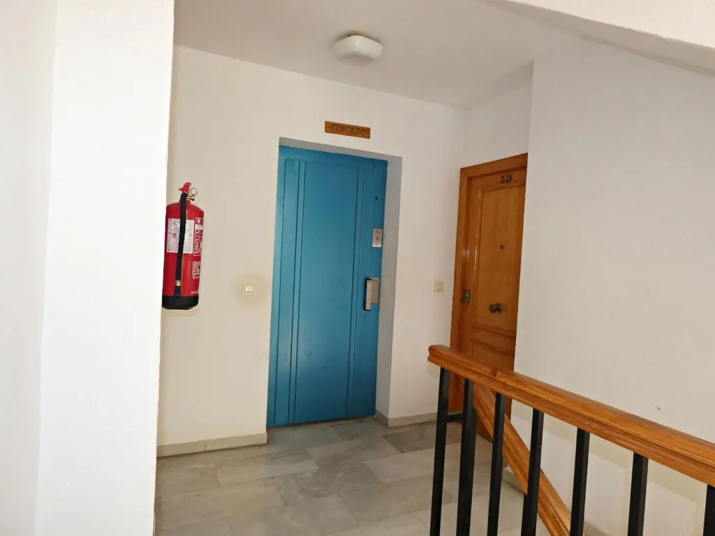 hallway_entrance