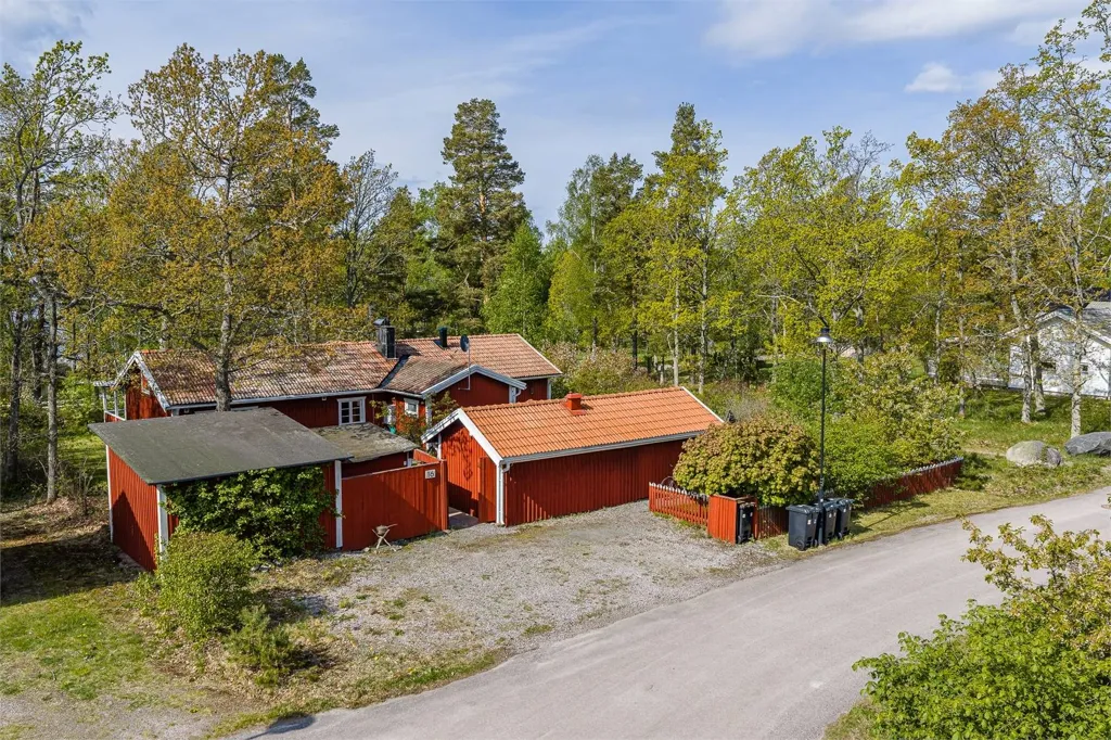 4-toaline maja asukohas Västerviks kommun
