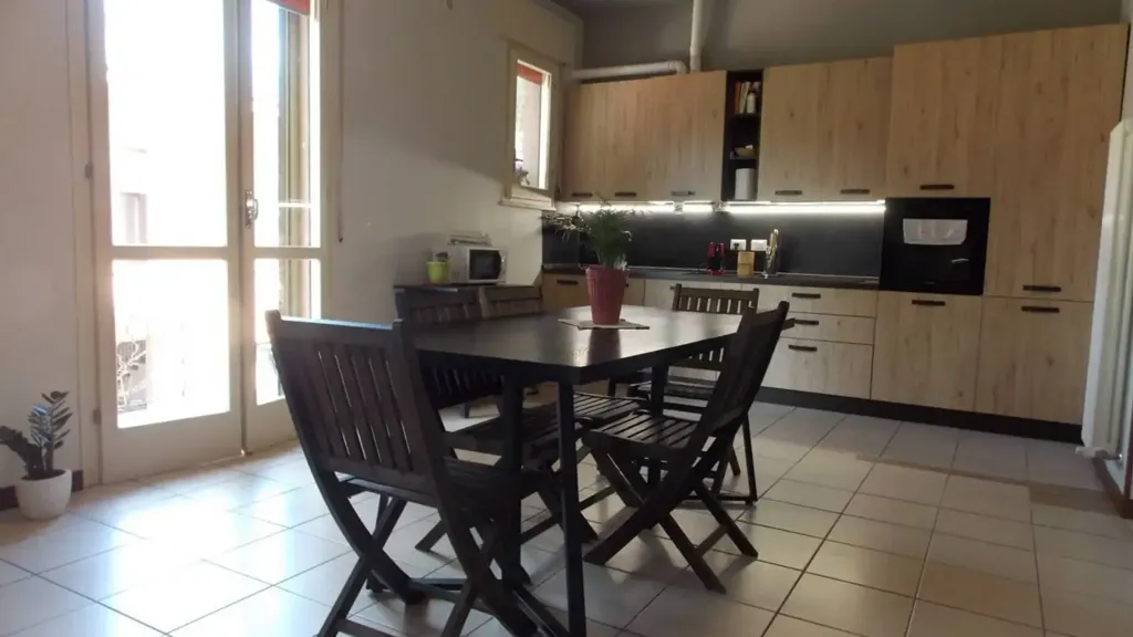 Söögituba - Rustic-Style Apartment with Private Garden in Cervia