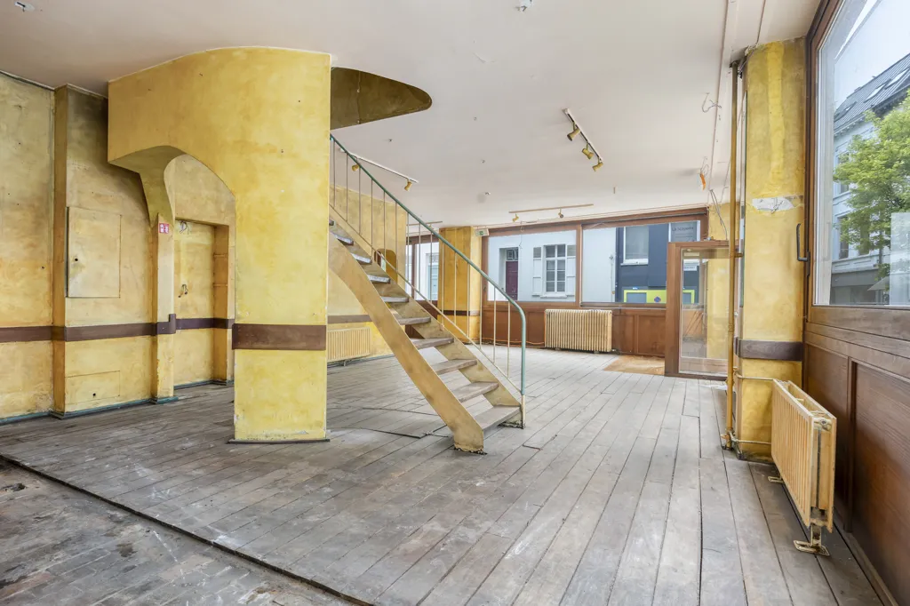 Pièces - Pavillon Commercial avec Vue sur le Centre d'Anvers