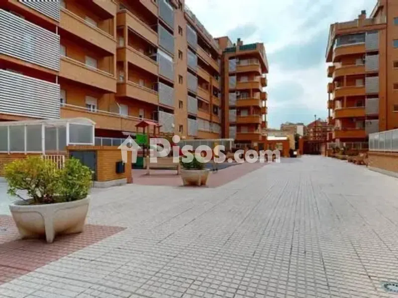 Giardino - Bright Apartment with Terrace in Valdefierro