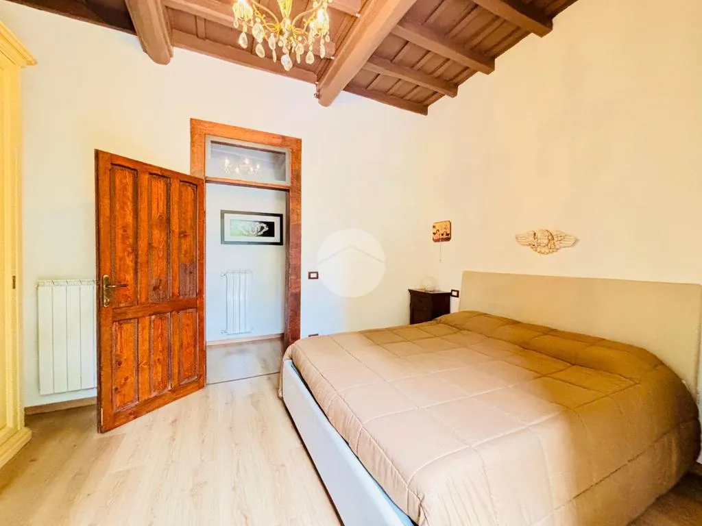 Chambres - Rear-Facing Apartment with Garden in Viterbo