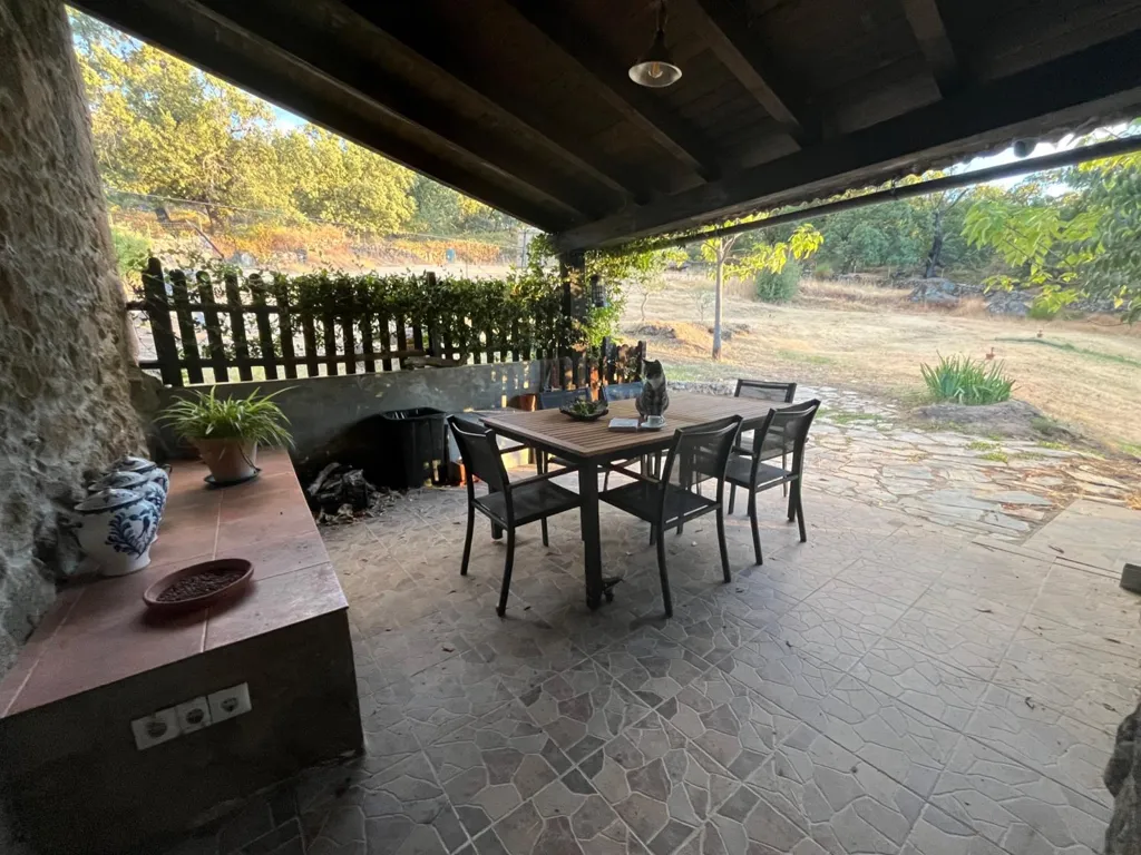 Terrasse - Self-Sufficient Stone House in Jerte Valley