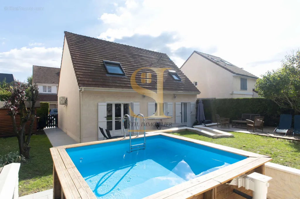 Piscina - House with Pool in Soisy-sur-Seine
