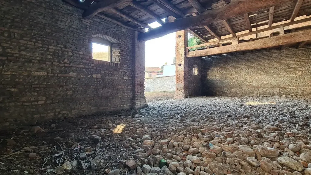 Pièces - Rustic Farmhouse in Borgosatollo