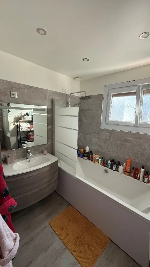 Vannitoad - Evolutive House with Ample Potential in Residential Area