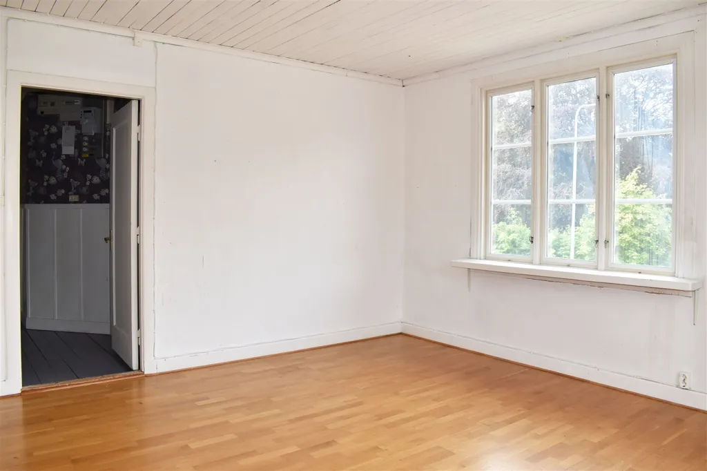 Toad - Spacious Villa with Open Plan in Korsberga