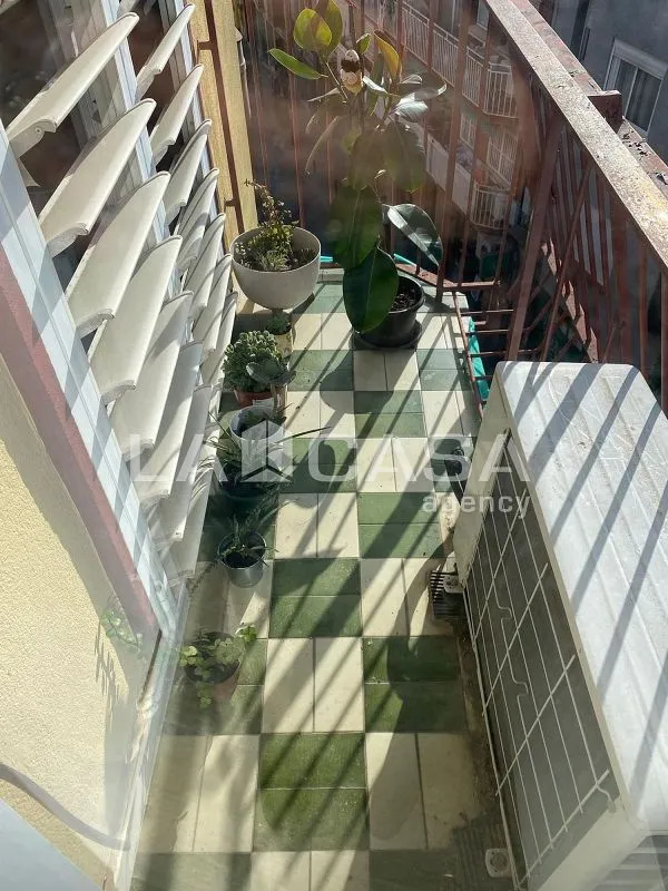 Rõdu - Duplex with Balcony in Santa Coloma de Gramenet