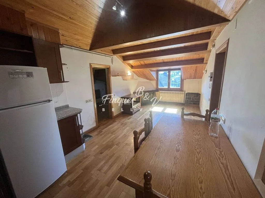 Söögituba - Apartment with East View in Bellver de Cerdanya