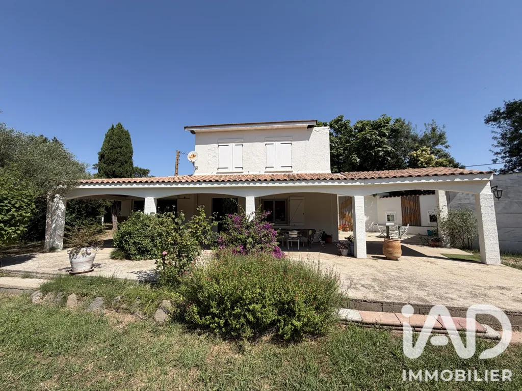 Exterior - Renovated House with Pool in Agde