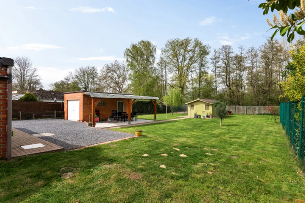 Jardin - Maison Rénovée avec Jardin à Eppegem
