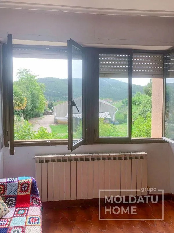 Séjour - Chalet with Potential in Desojo, Navarra