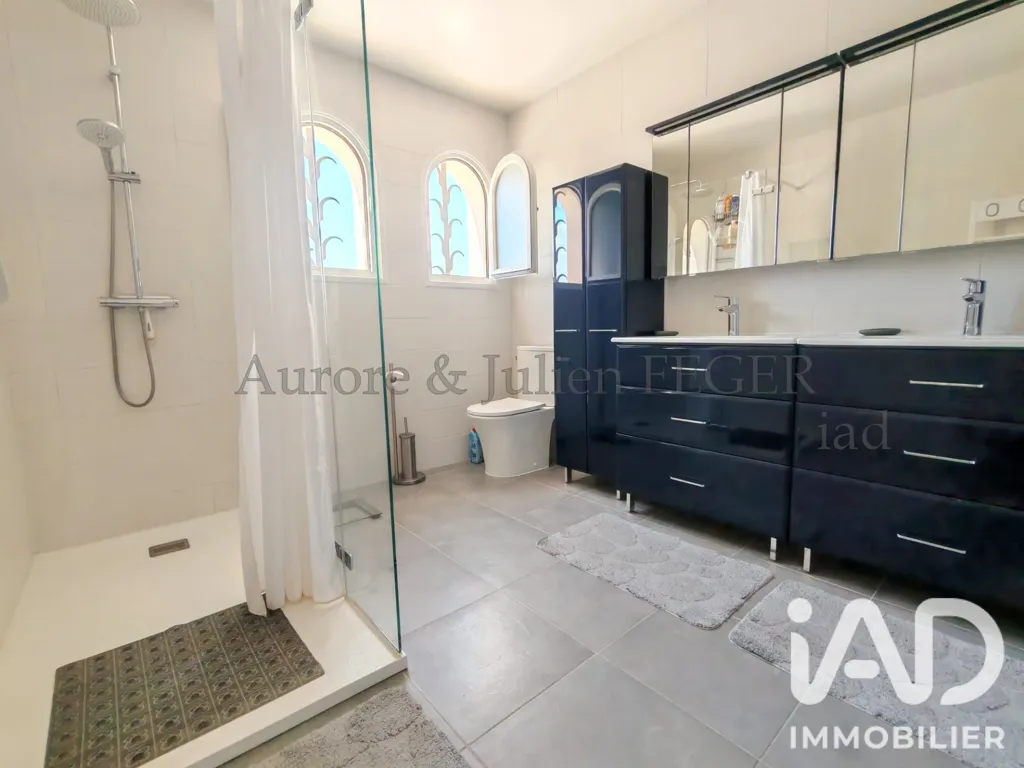 Bagni - Characterful Villa with Pool in Trouillas
