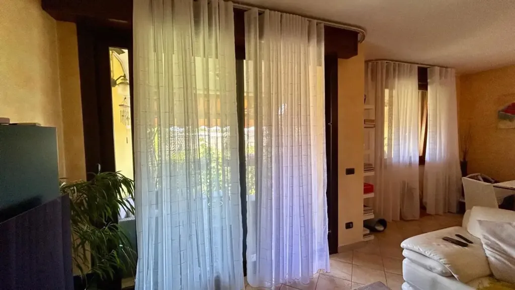 Séjour - Rustic Villa with Solar Panels in Garlasco