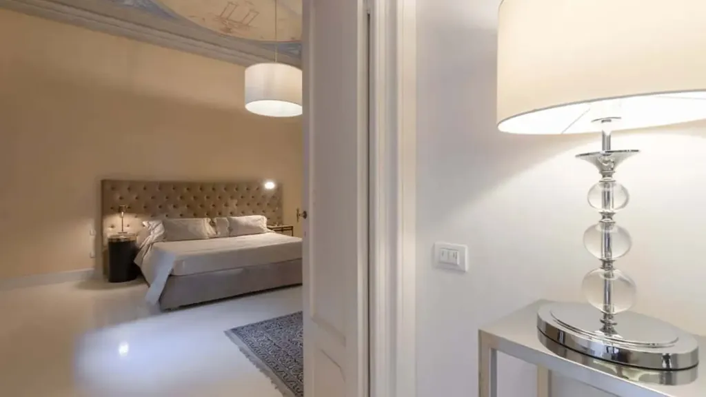 Bedrooms - Renaissance-Style Apartment with Terrace in Florence