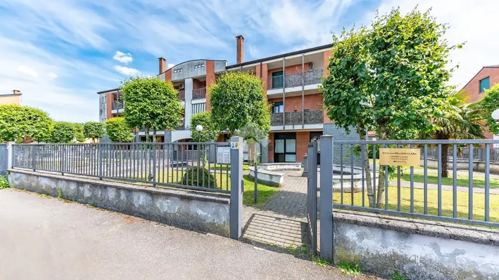 Välivaade - Apartment with Large Terrace in Rescaldina