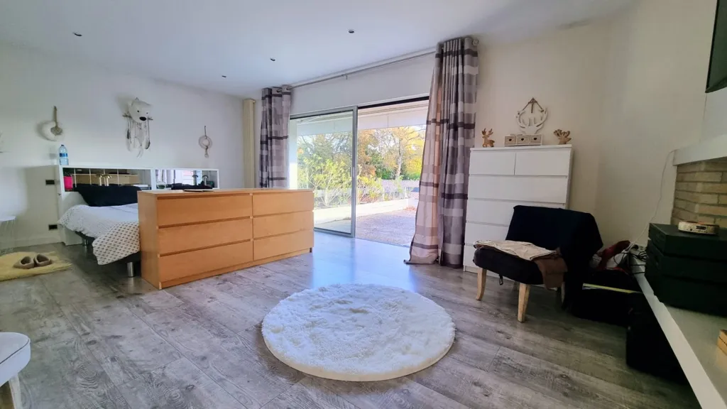 Chambres - Villa d'Architecte avec Piscine à Mazerolles