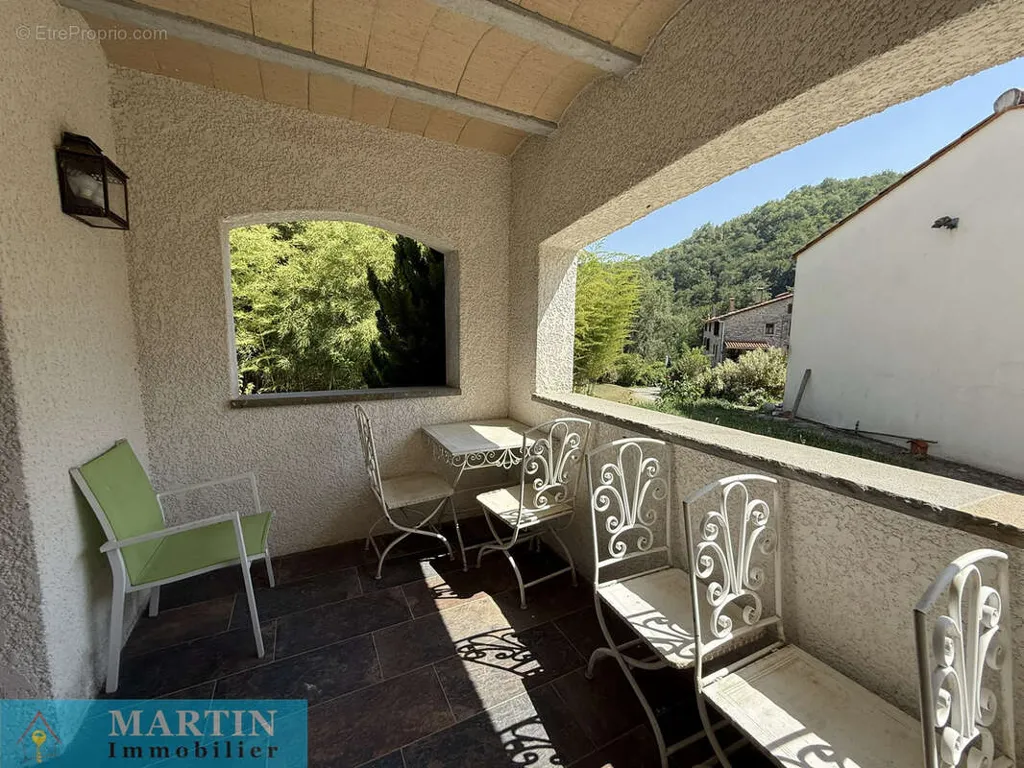 Terrazza - Mas with River Access in Peaceful Hamlet