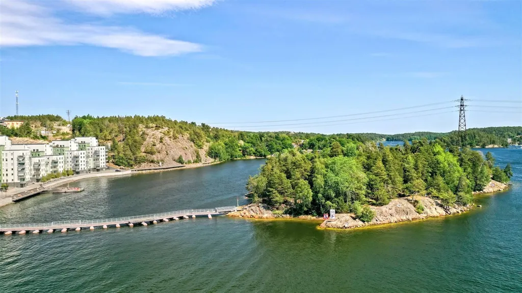 Vista aerea - Architectural Apartment with Waterfront in Tollare Kaj