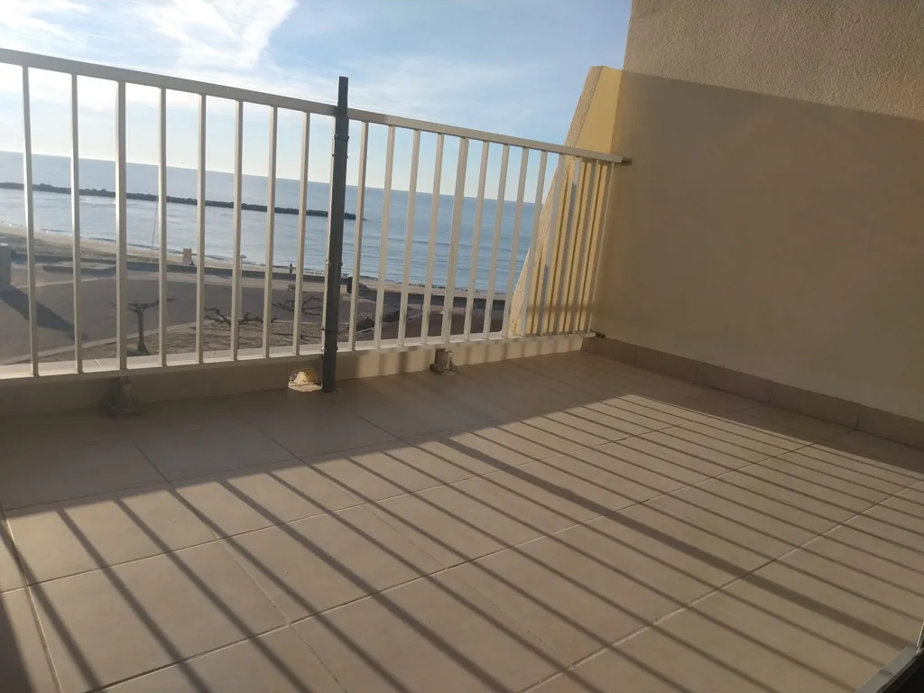 Rõdu - Furnished Flat with Sea View on 3rd Floor