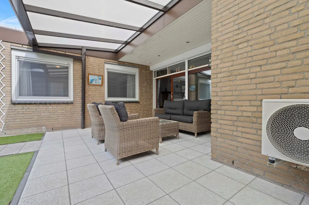 Terrass - Bungalow with Garden at Bosrand, Grubbenvorst