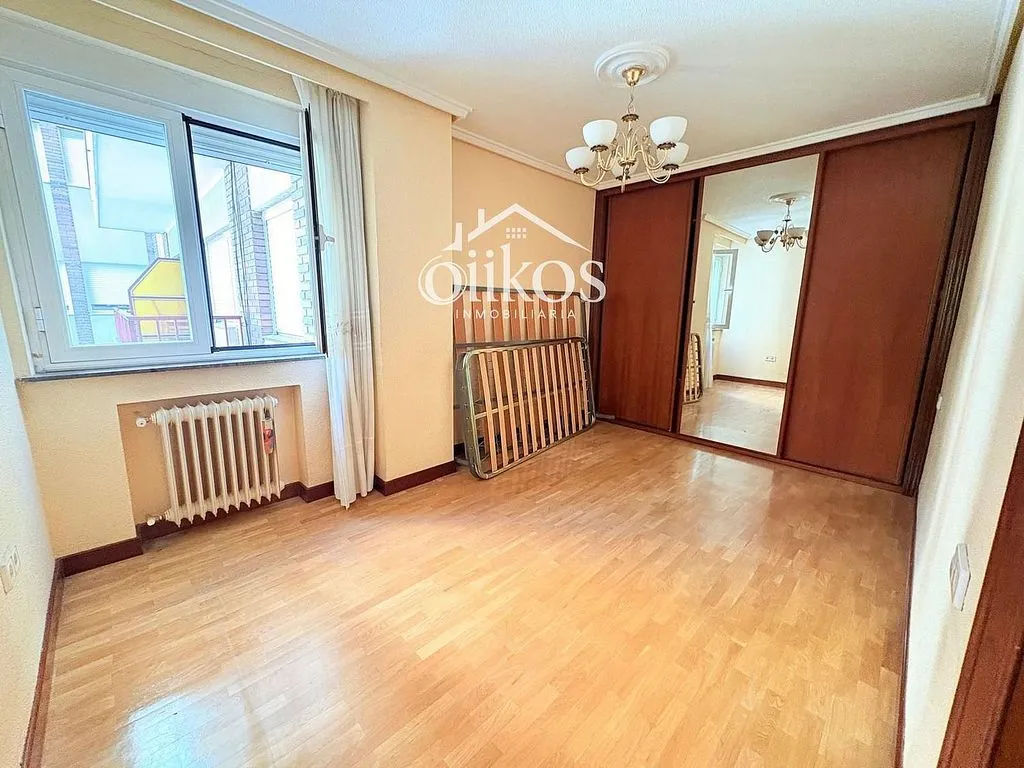 Magamistoad - Apartment with Garage in Salesas