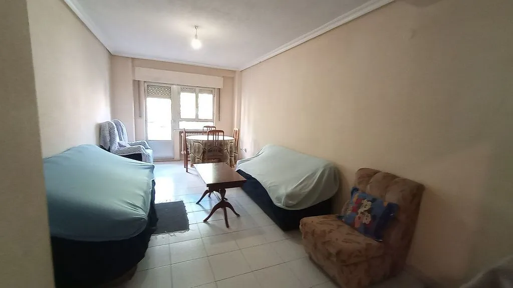 Séjour - Student Flat with Balcony in Delicias
