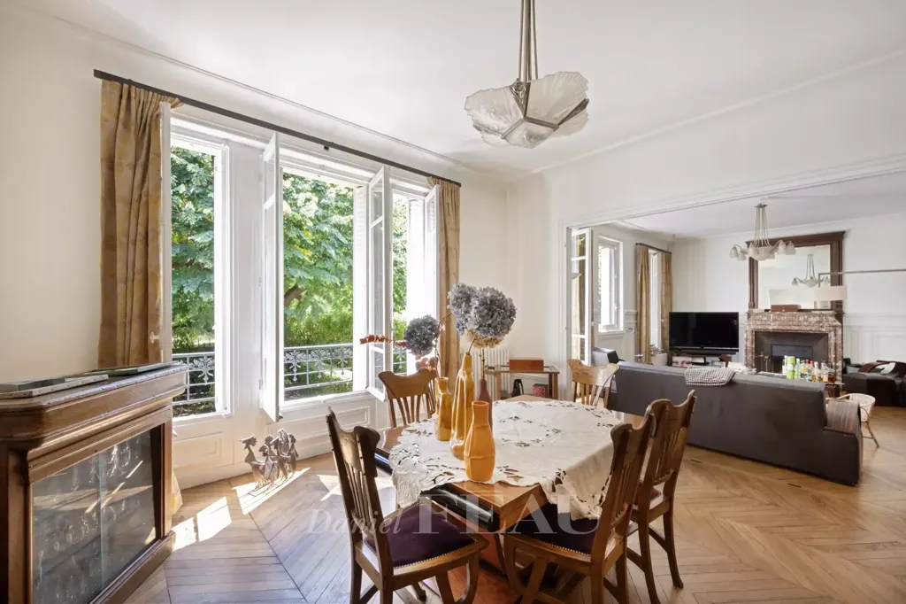 Söögituba - Charming Family House with Pool in Vincennes