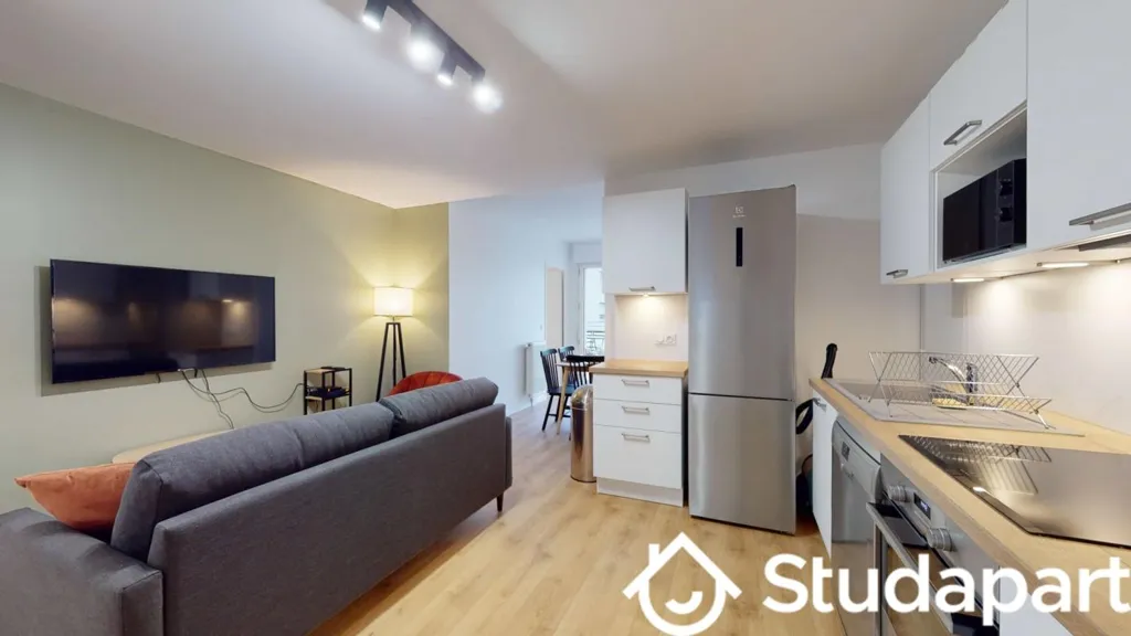 Elutuba - Shared Flat with Terrace in Nanterre