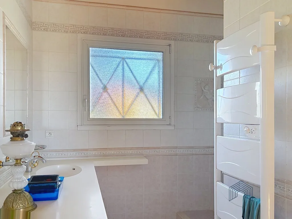 Salles de bain - Maison avec Vue Panoramique à Lacroix-Falgarde