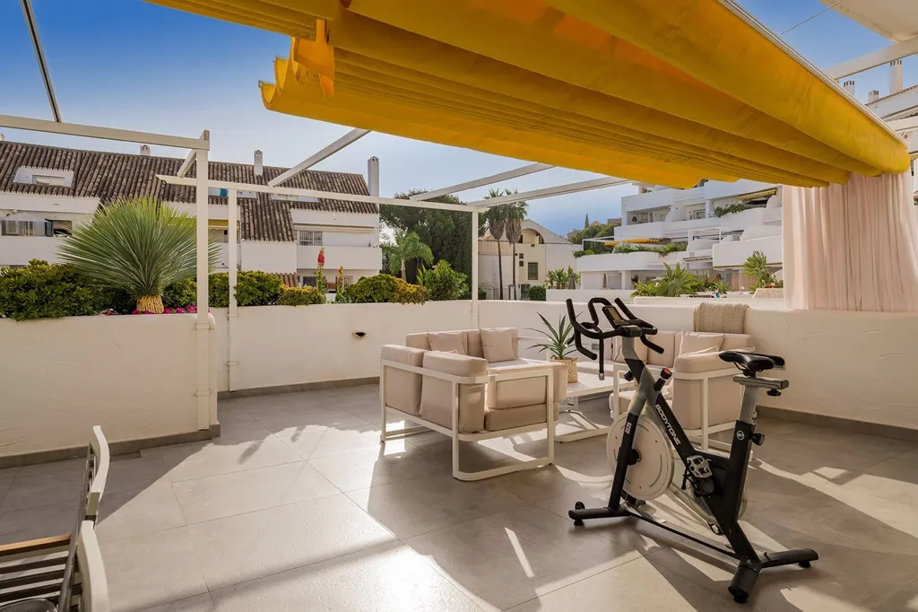 4 magamistoaga korter asukohas Marbella