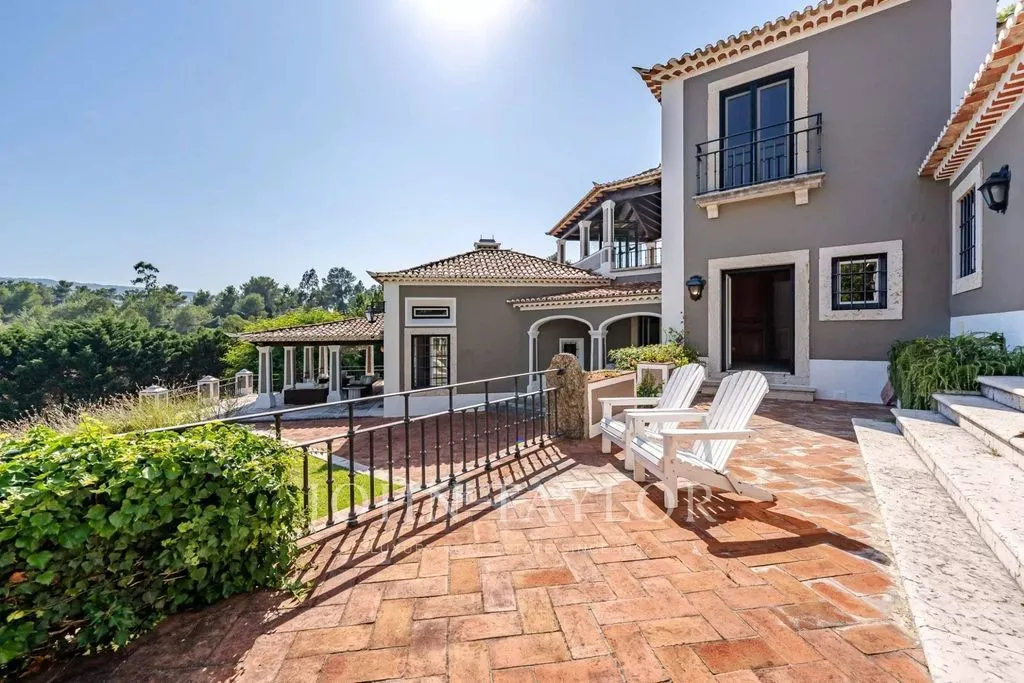 Terrazza - Luxury House with Pool in Sintra