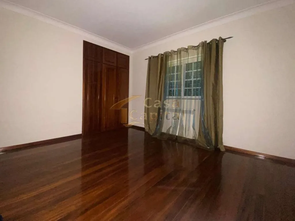 Toad - Luxury House with City Views in Vila Real